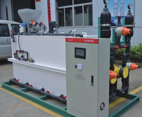 PAC/PAM干粉加药装置